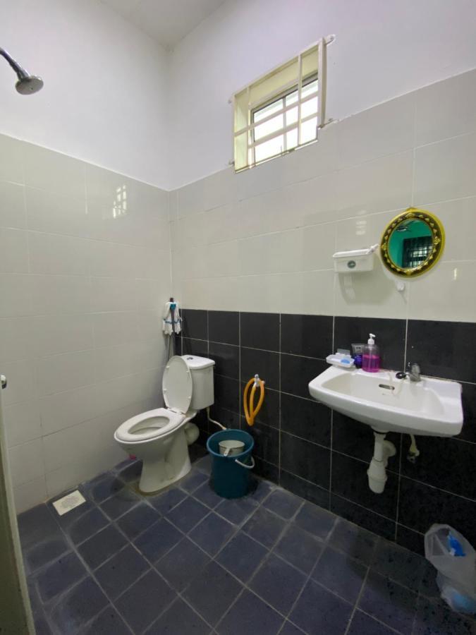 Desyafiq Homestay Kuala Kedah Экстерьер фото